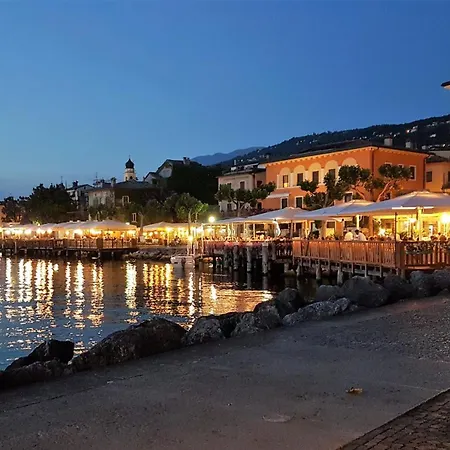 Gli Oleandri Feriehus Torri Del Benaco