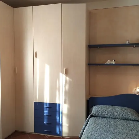 Gli Oleandri * Torri Del Benaco