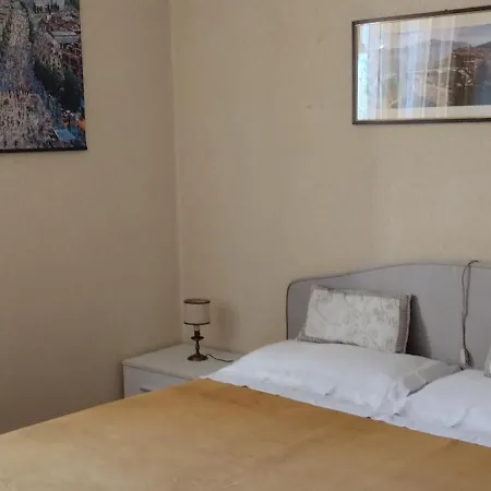 Holiday home Gli Oleandri