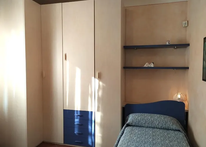 Gli Oleandri * Torri Del Benaco