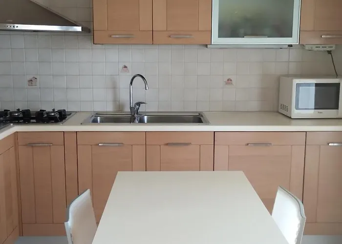 Holiday home Gli Oleandri Torri Del Benaco