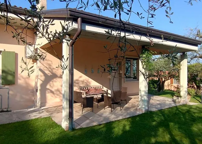 Holiday home Gli Oleandri